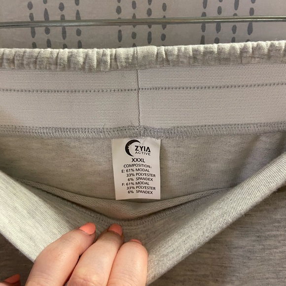 ZYIA Active Take Me Everywhere Skirt size XXXL (16-18) - Picture 3 of 4